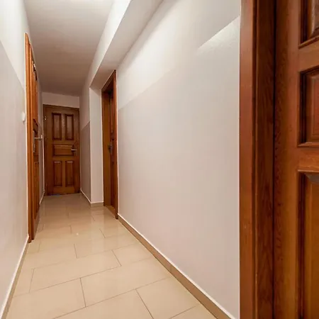 Chaber Guest house *